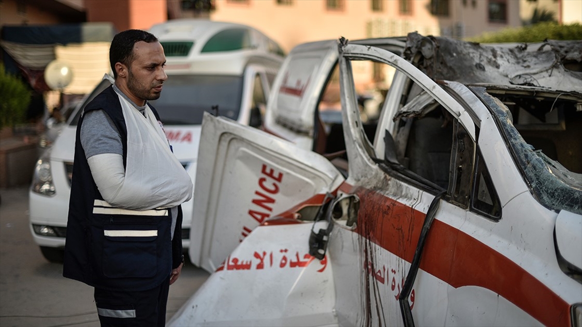İsrail’in Gazze’ye saldırılarında 64 sağlık personeli şehit oldu, 7 hastane ve 23 ambulans kullanılamaz hale geldi