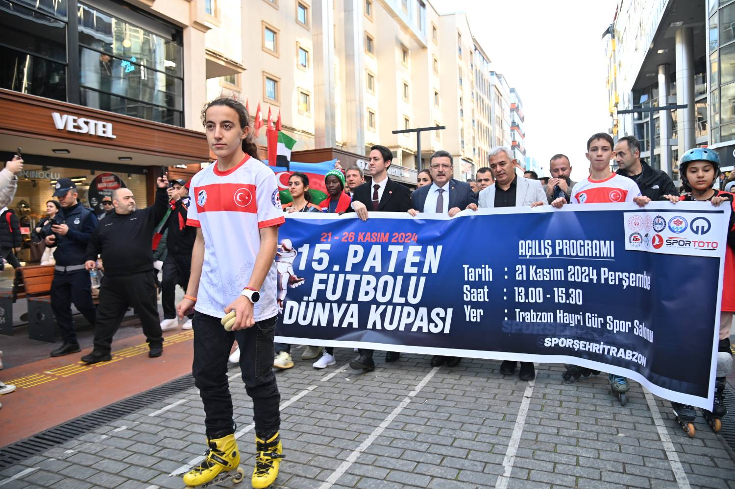 Dünya Şehri Trabzon’da Paten Futbolu Başlıyor