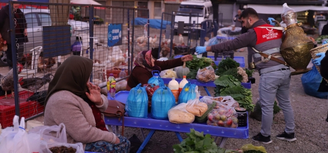 Çarşamba Pazarı Esnafının Çorbaları Büyükşehirden